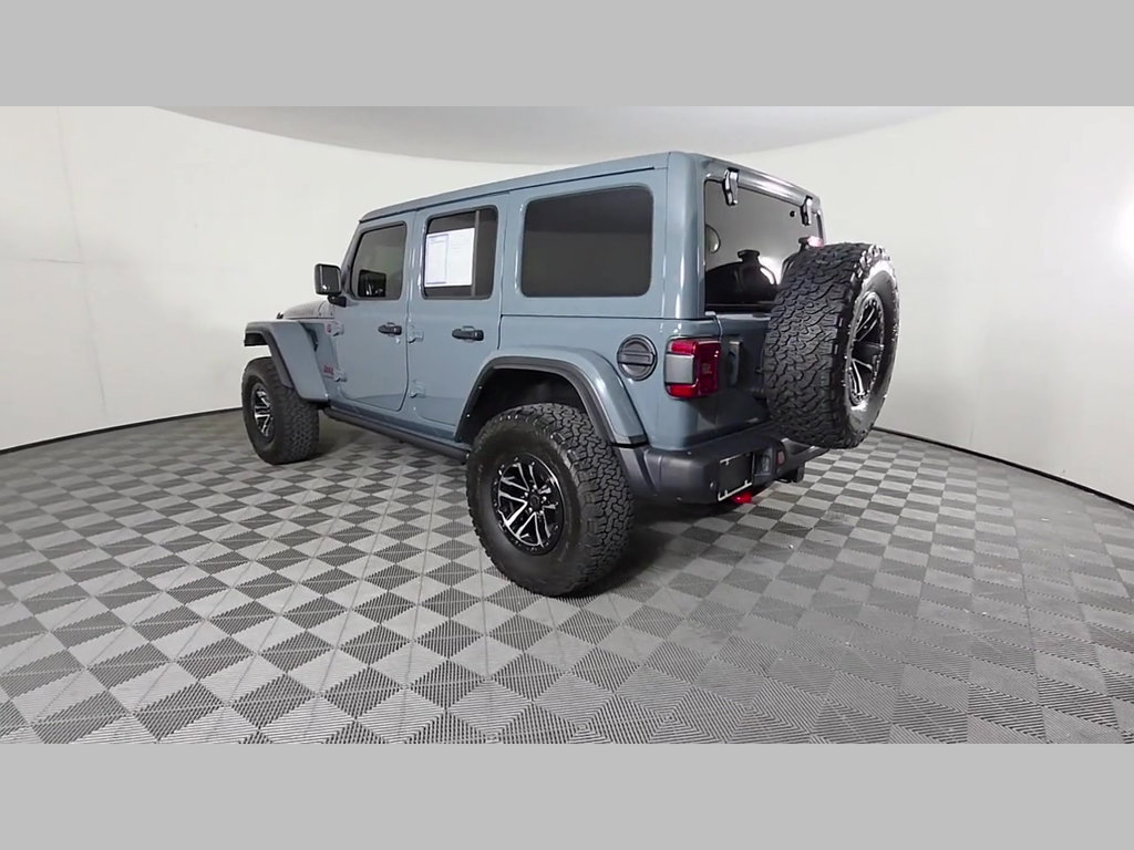 Used 2024 Jeep Wrangler Unlimited Rubicon AWD/4WD image 44
