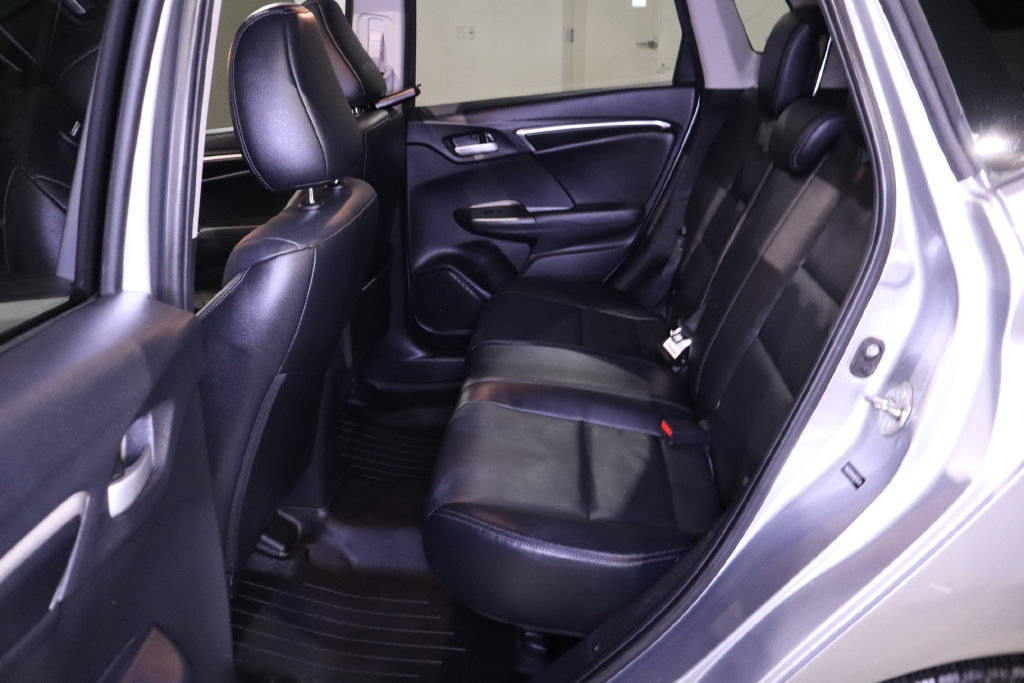 Used 2018 Honda Fit EX-L image 30