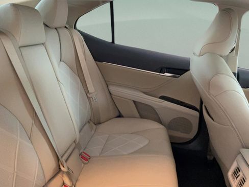 Used 2018 Toyota Camry XLE w/ Driver Assist Package FWD image 33