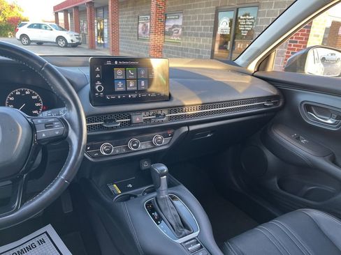 Used 2023 Honda HR-V EX-L image 34