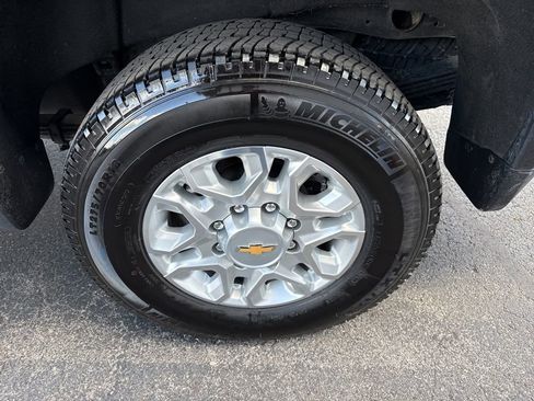 Used 2024 Chevrolet Silverado 2500 LT w/ All Star Edition image 22