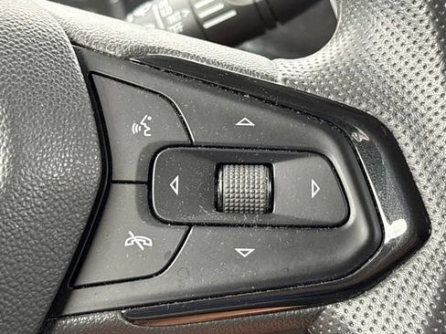 Used 2023 Chevrolet TrailBlazer LT w/ Convenience Package AWD/4WD image 19
