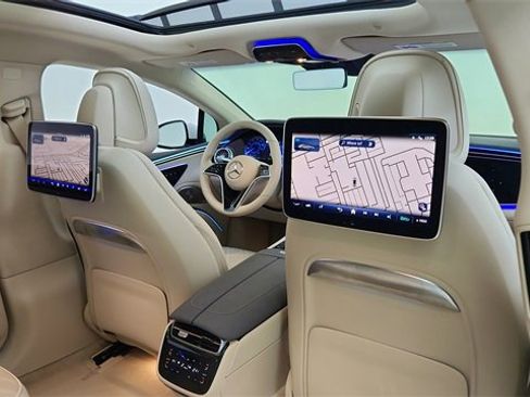 Used 2024 Mercedes-Benz EQS 450+ 4MATIC Sedan image 26