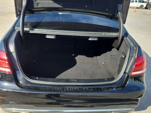 Used 2016 Mercedes-Benz E 350 Sedan image 25