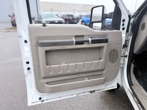 Used 2009 Ford F350 XL image 12