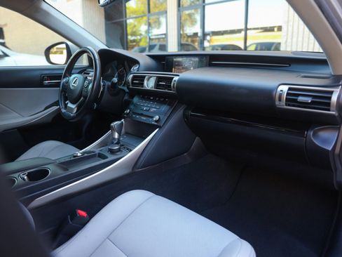 Used 2015 Lexus IS 250 250 RWD image 25