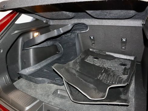 Used 2024 Chevrolet Trax LT w/ Driver Confidence Package image 13