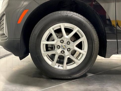 Used 2024 Chevrolet Equinox LT image 9