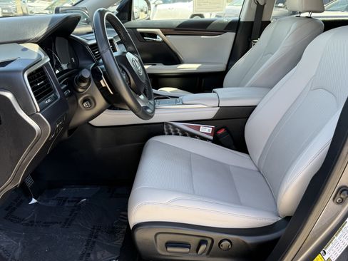 Certified 2022 Lexus RX 350 FWD w/ Premium Package image 19