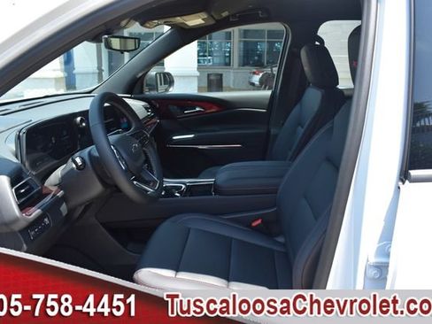 New 2026 Chevrolet Traverse Z71 w/ Driver Confidence Package AWD/4WD image 16