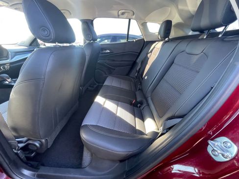 Used 2025 Chevrolet Trax LT image 24