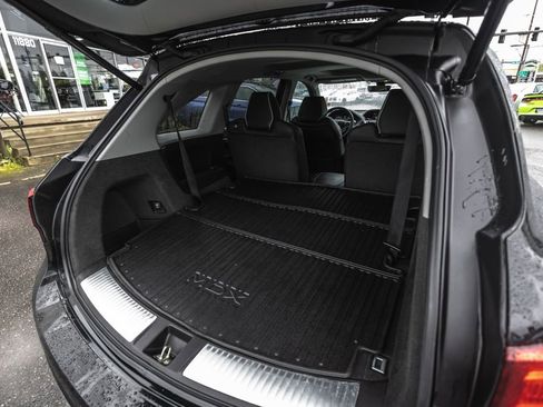 Used 2017 Acura MDX SH-AWD w/ Advance Package image 36