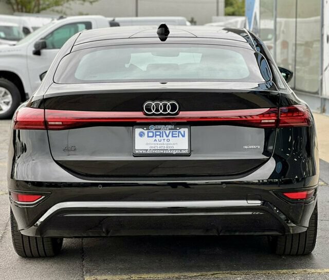 Used 2025 Audi A6 e-tron Prestige AWD/4WD image 4