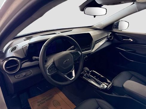 New 2026 Chevrolet Trax ACTIV w/ Sunroof Package image 10