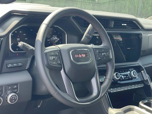 New 2026 GMC Sierra 2500 AT4X AWD/4WD image 10