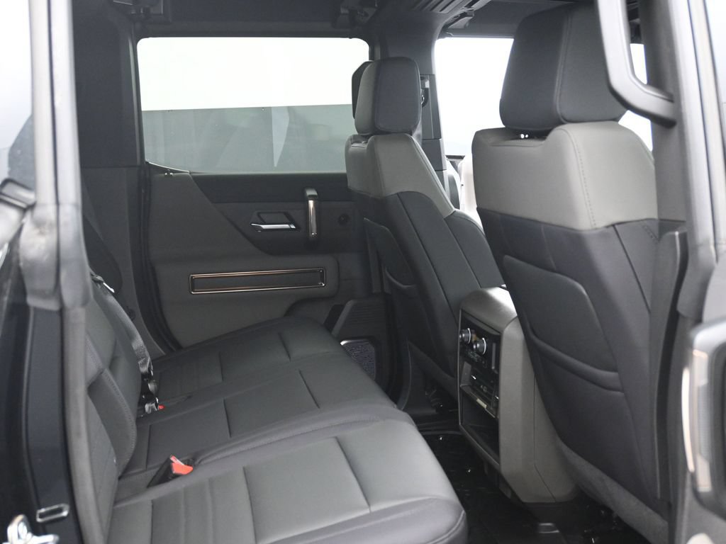 Used 2025 GMC Hummer EV 2X AWD/4WD image 12
