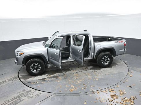 Used 2023 Toyota Tacoma TRD Off-Road image 42