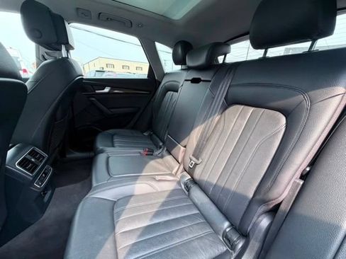 Used 2018 Audi Q5 2.0T Premium Plus w/ Premium Plus Package AWD/4WD image 18