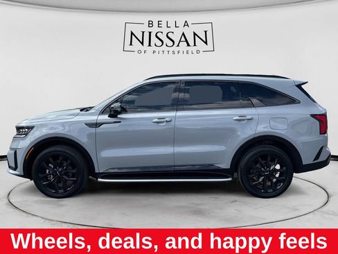 Used 2023 Kia Sorento SX AWD/4WD image 2