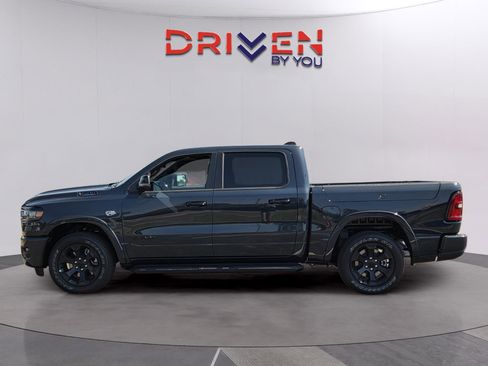 New 2026 RAM 1500 Big Horn AWD/4WD image 3