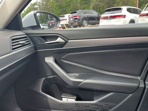 Used 2019 Volkswagen Jetta FWD image 26