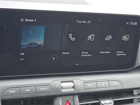 Used 2025 Kia K4 LX image 19