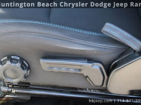 Used 2022 Jeep Wrangler Unlimited Rubicon 4xe image 38