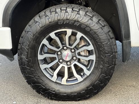 Used 2020 GMC Sierra 1500 AT4 w/ AT4 Premium Package image 32