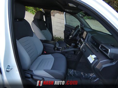 Used 2026 Toyota Tacoma TRD Sport RWD image 31