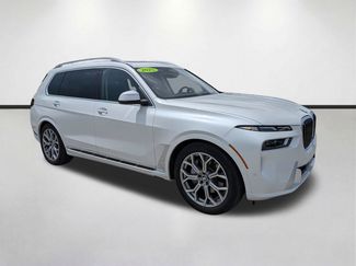 Used 2025 BMW X7 xDrive40i AWD/4WD video 1
