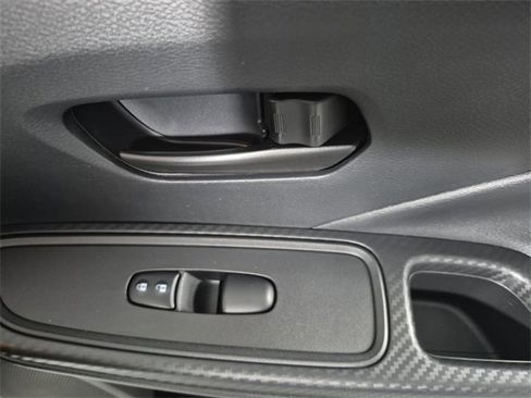 Used 2023 Nissan Versa S w/ Electronics Package image 33