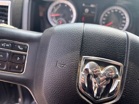 Used 2015 RAM 1500 Big Horn AWD/4WD image 46