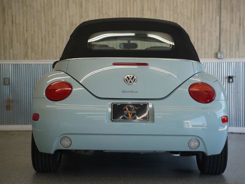 Used 2004 Volkswagen Beetle GLS FWD image 18