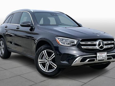 Used 2022 Mercedes-Benz GLC 300 image 2