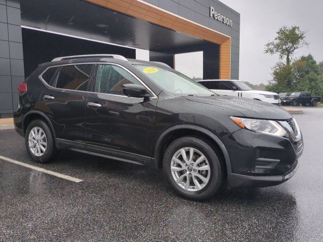 Used 2018 Nissan Rogue SV w/ Premium Package AWD/4WD image 2