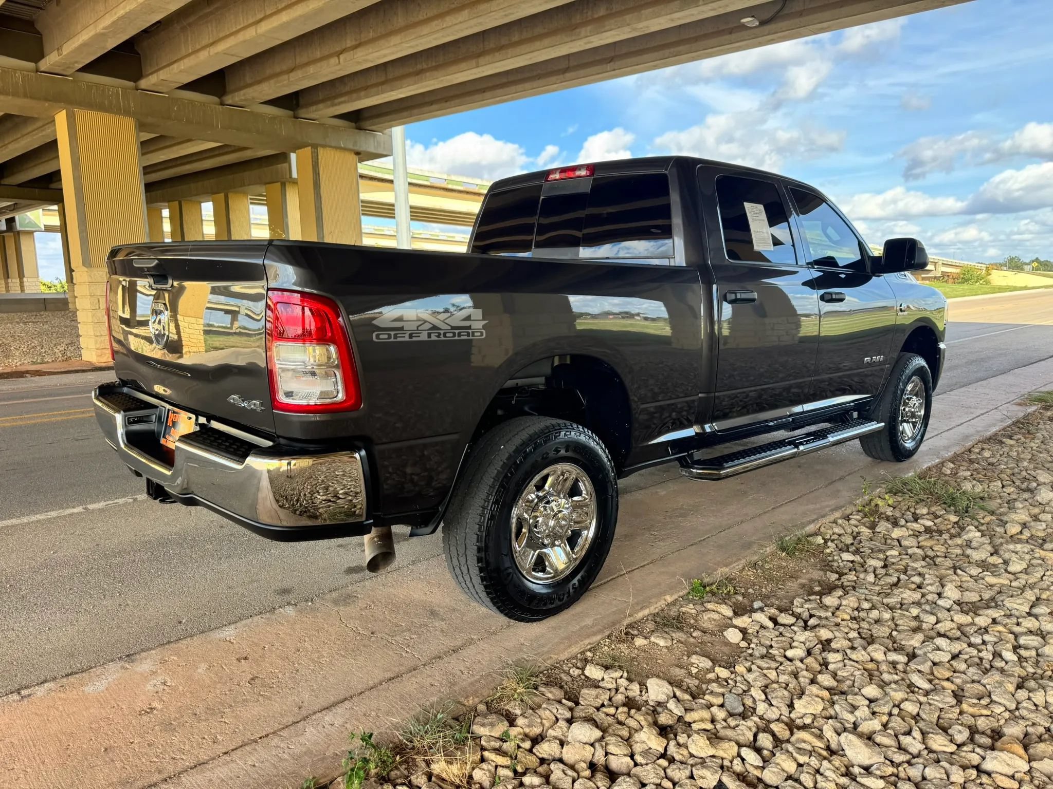 Used 2022 RAM 2500 Tradesman AWD/4WD image 3
