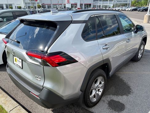 Certified 2025 Toyota RAV4 XLE AWD/4WD image 5