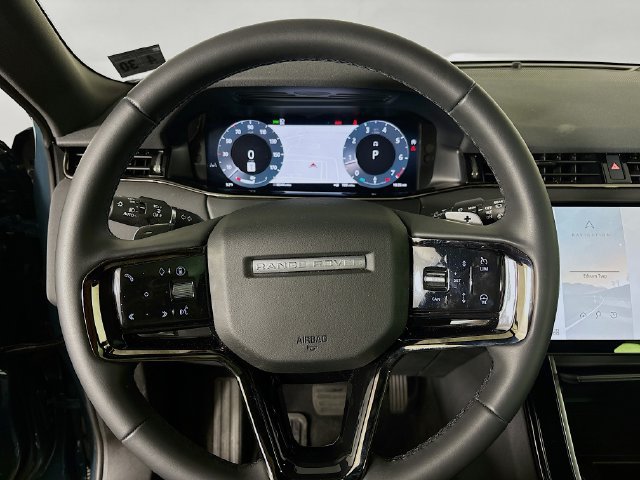 Used 2026 Land Rover Range Rover Evoque S AWD/4WD image 12