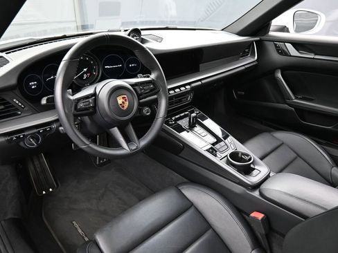 Certified 2020 Porsche 911 Carrera 4S AWD/4WD image 4