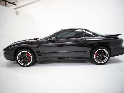 Used 2001 Pontiac Firebird Formula w/ Protection Group image 5