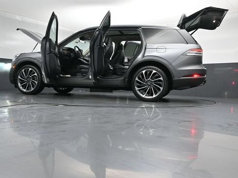 Certified 2022 Lincoln Aviator Reserve w/ Equipment Group 201A AWD/4WD image 56