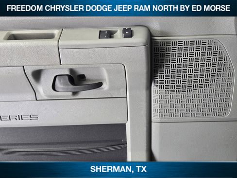 Used 2013 Ford E-350 and Econoline 350 XL w/ PWR Windows & Locks Group image 17