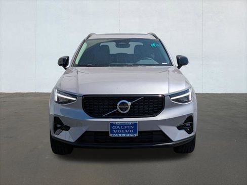 New 2026 Volvo XC40 B5 Ultra w/ Climate Package image 4