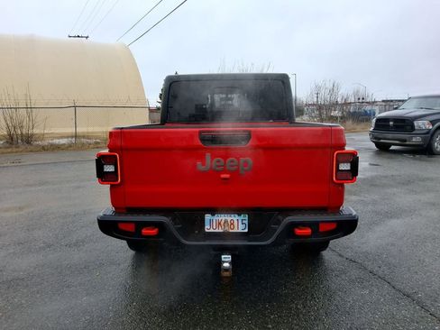 Certified 2021 Jeep Gladiator Mojave AWD/4WD image 7