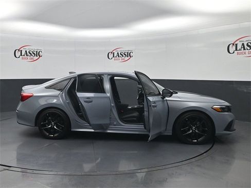 Used 2024 Honda Civic Sport image 32