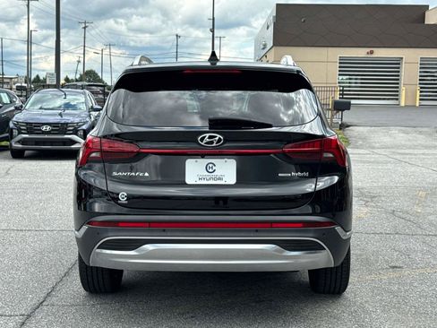 Certified 2022 Hyundai Santa Fe SEL Premium w/ Cargo Package AWD/4WD image 4