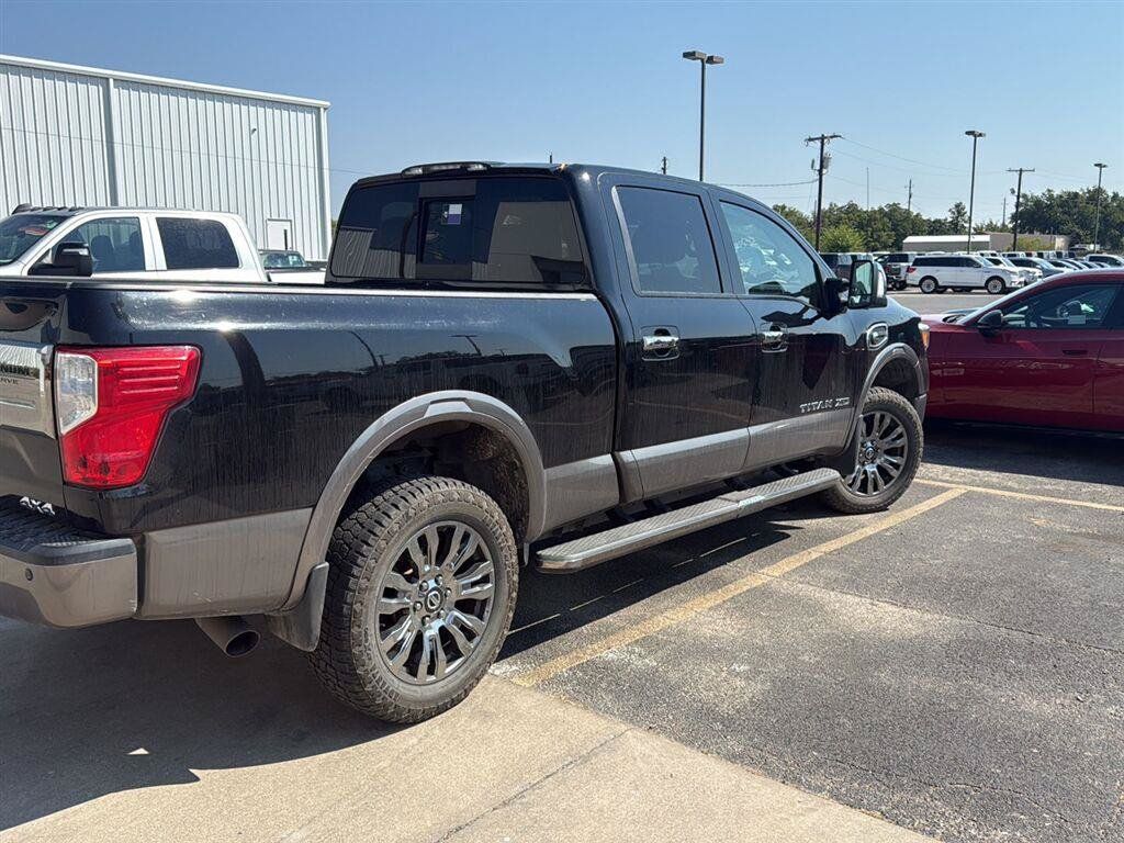 Used 2018 Nissan Titan Platinum Reserve w/ Platinum Utility Package AWD/4WD image 3
