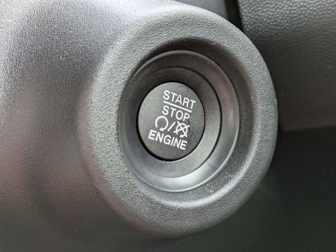 Used 2025 RAM ProMaster 1500 image 21