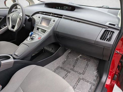Used 2015 Toyota Prius Three FWD image 21