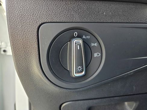 Used 2021 Volkswagen Tiguan S FWD image 21